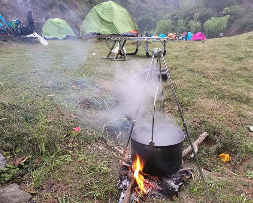 Trépied Feu de Camp Aluminium Support Barbecue Pliable - Camp de Base Farzen