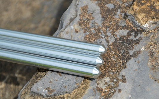 Trépied Feu de Camp Aluminium Support Barbecue Pliable - Camp de Base Farzen